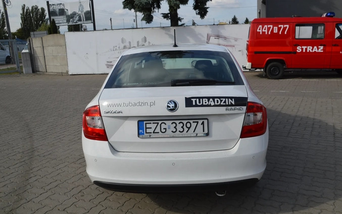 Skoda RAPID cena 19900 przebieg: 333600, rok produkcji 2016 z Biecz małe 172